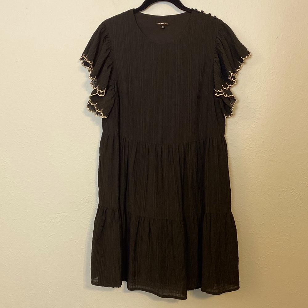 Who What Wear Womens Size M Black Short Sleeve Mini Tiered Skirt Ruffle Sleeves